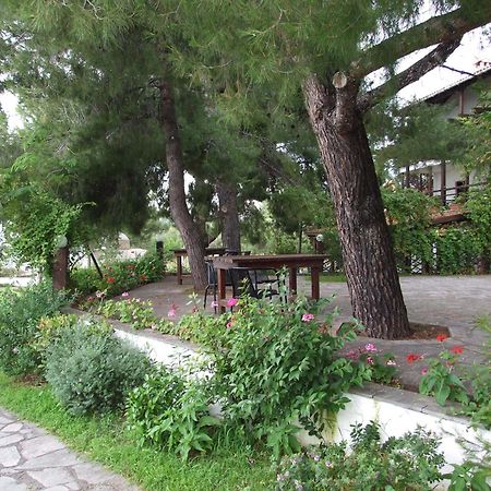 Para Thin Alos Inn Neos Marmaras Zewnętrze zdjęcie