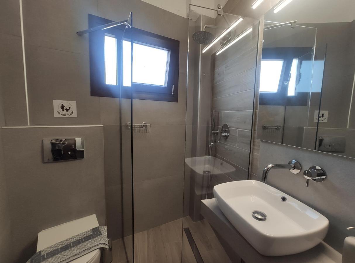 Para Thin Alos Inn Neos Marmaras Zewnętrze zdjęcie