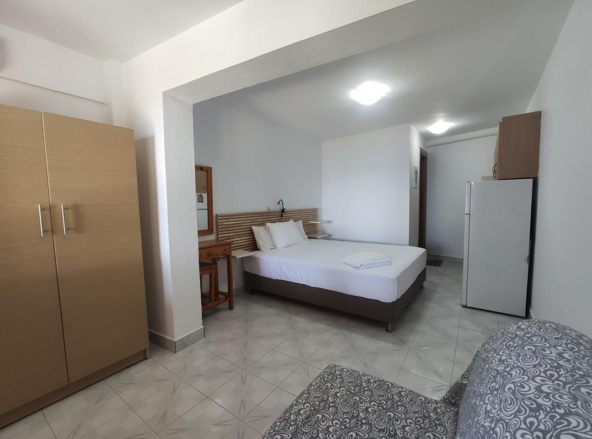Para Thin Alos Inn Neos Marmaras Zewnętrze zdjęcie